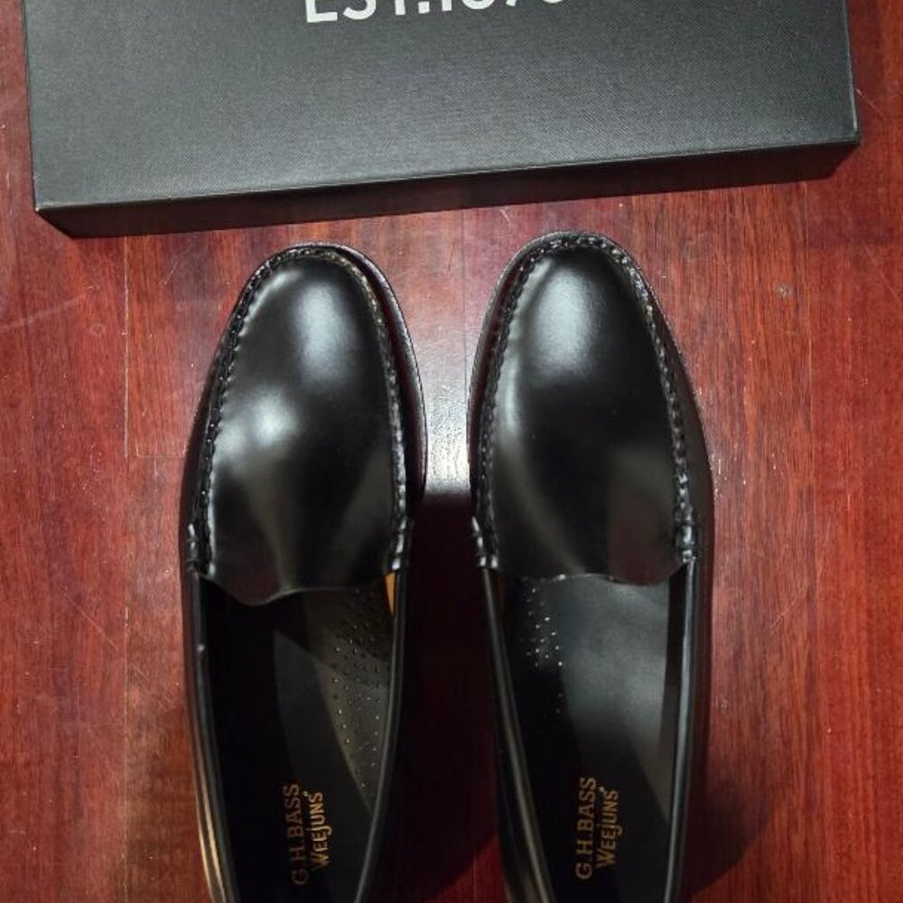 GH BASS MEN BLACK LOAFERS SIZE 11